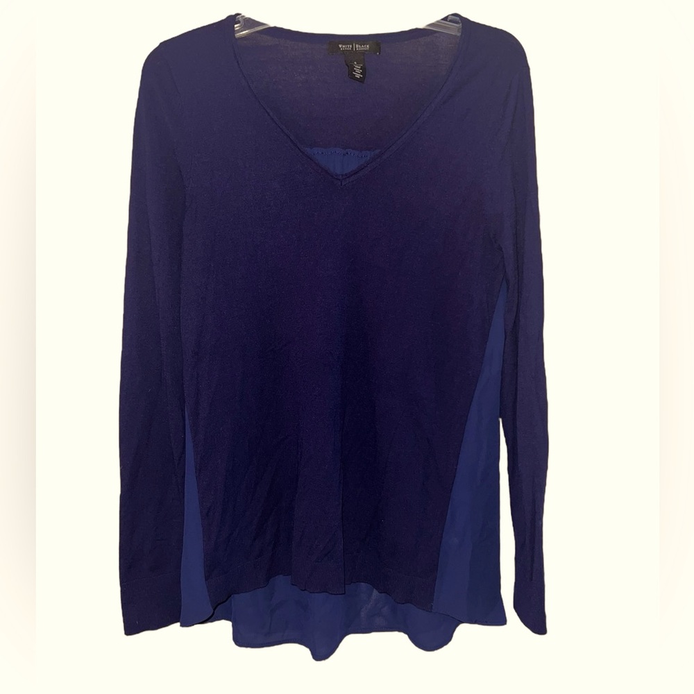 White House Black Market Woman’s S Blue long sleeve top blouse. Polyester Blend